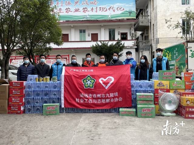 籌措物資助力困難群眾暖度寒冬。