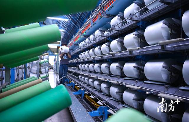 連州是全省122個(gè)縣（市、區(qū)）中僅有的7個(gè)連續(xù)三年固定資產(chǎn)投資保持正增長(zhǎng)的縣份之一。黃津 攝