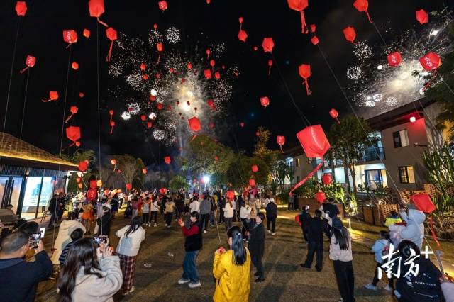 剛過(guò)去的春節(jié)假期，連州接待游客、旅游綜合增速喜人，兩項(xiàng)指標(biāo)均創(chuàng)歷史新高。