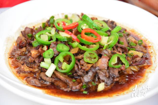 豐陽牛肉干登上央視《舌尖上的中國》。黃津 攝
